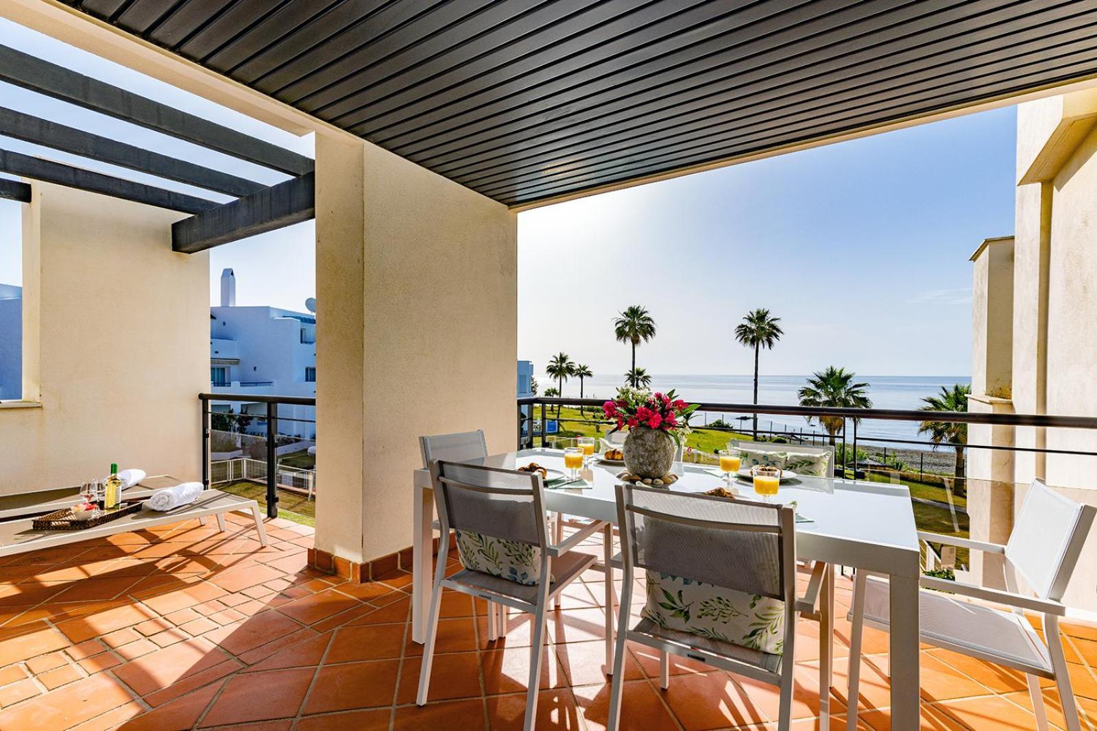Sunrise Beach Front - Casares Del Mar Exterior foto
