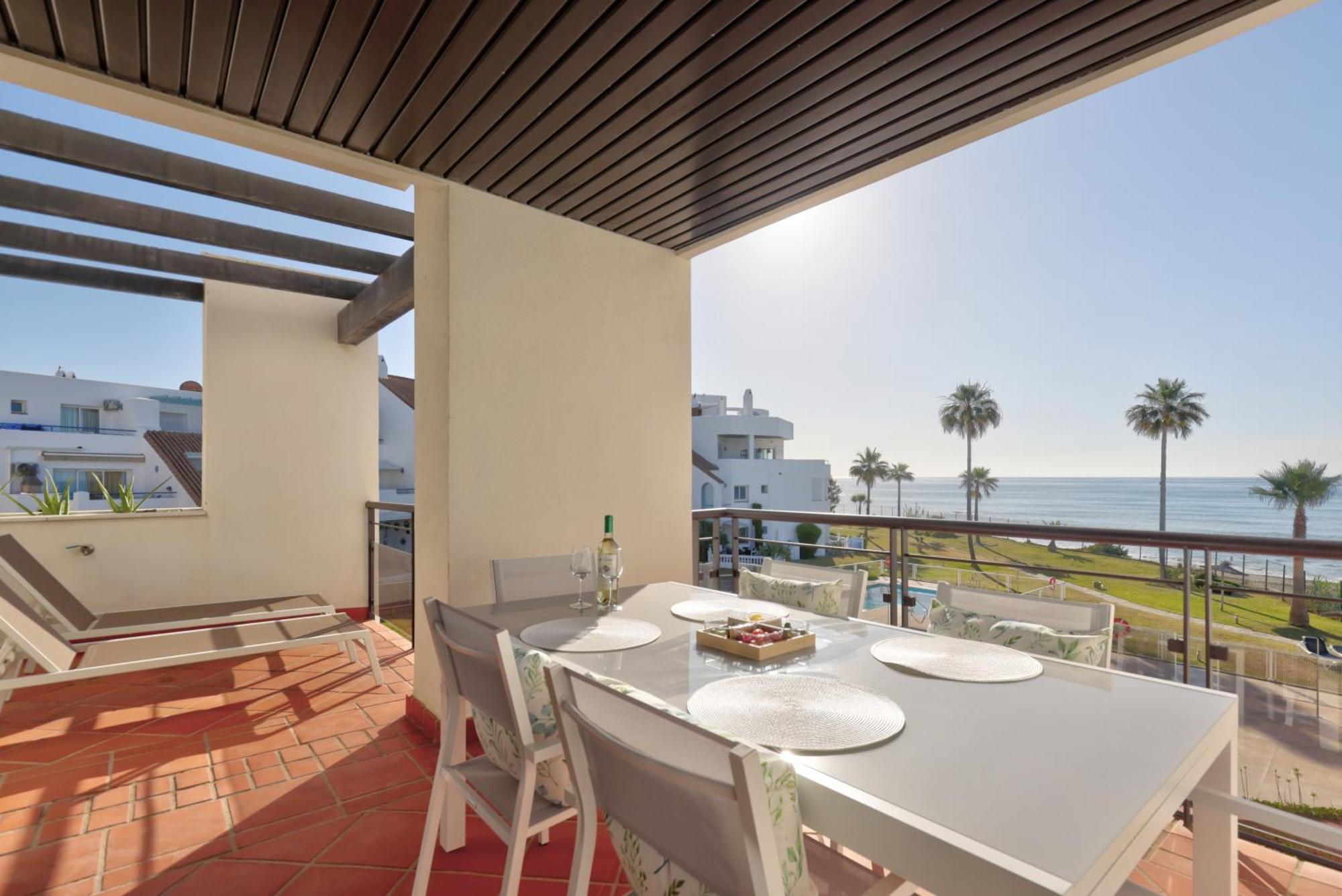 Sunrise Beach Front - Casares Del Mar Exterior foto